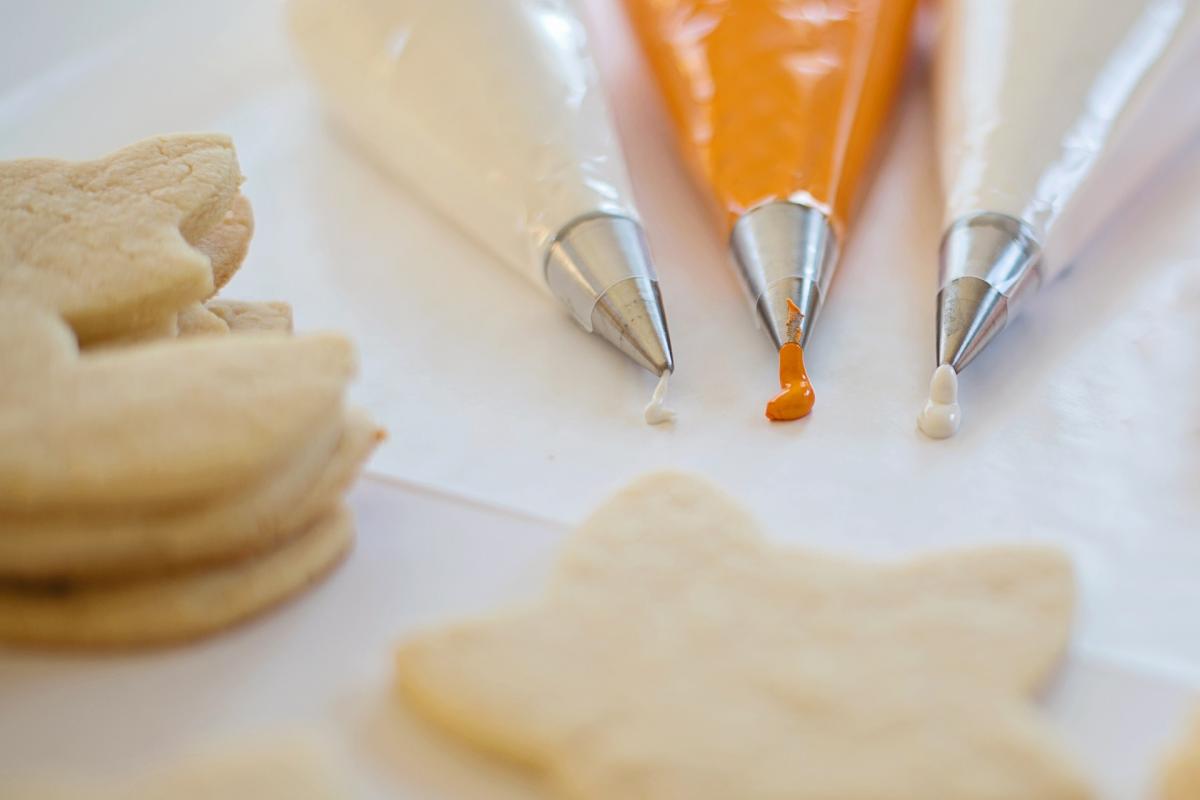 Cookies and frosting